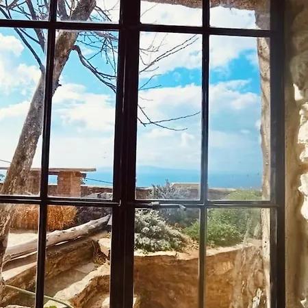 Ferienhaus Earthy: A Rustic Abode W/ Garden And Sea Views *
