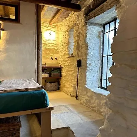 Feriehus Earthy: A Rustic Abode W/ Garden And Sea Views