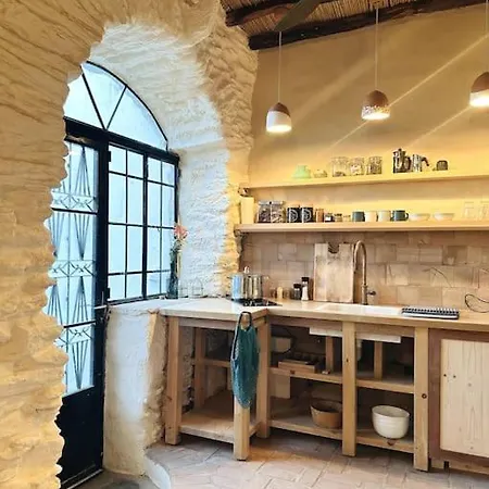 Feriehus Earthy: A Rustic Abode W/ Garden And Sea Views Istérnia
